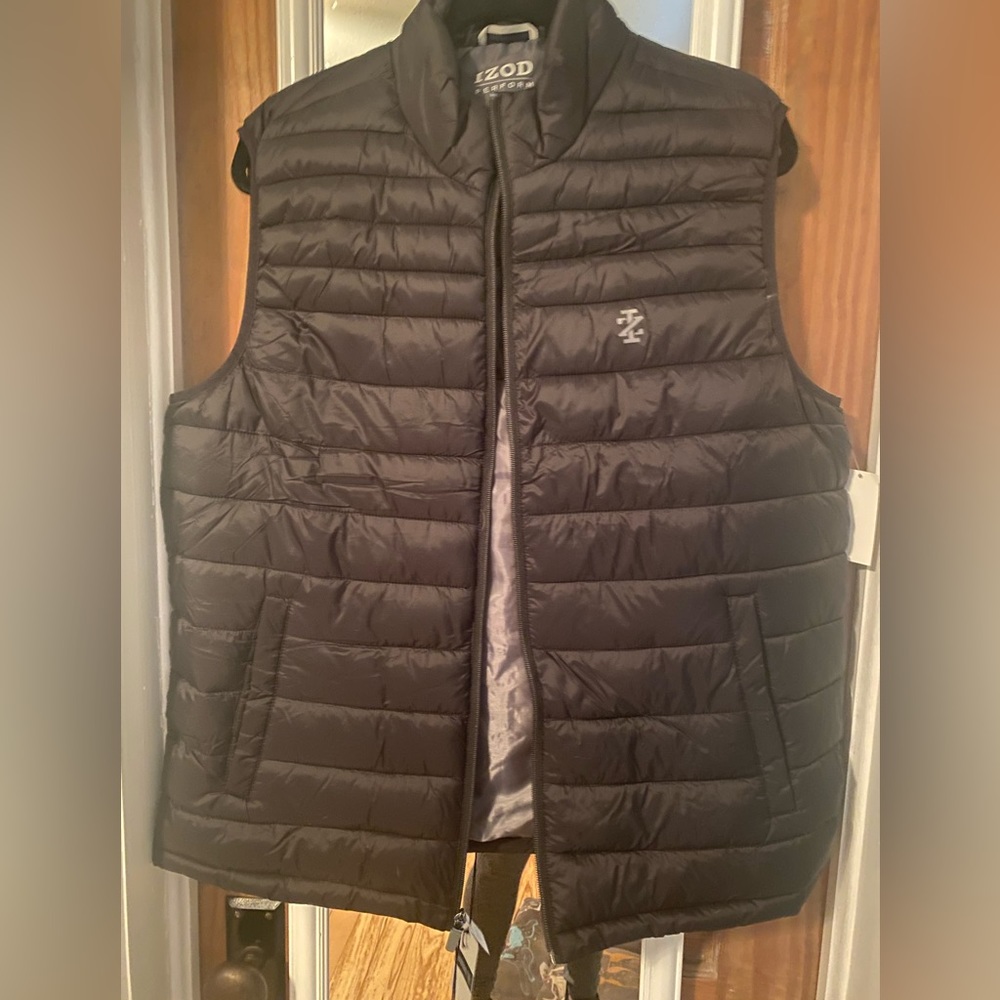 Men’s izod puffy vest